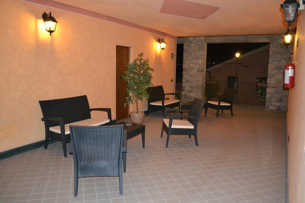 Albergo La Piana Ghedi ภายนอก รูปภาพ